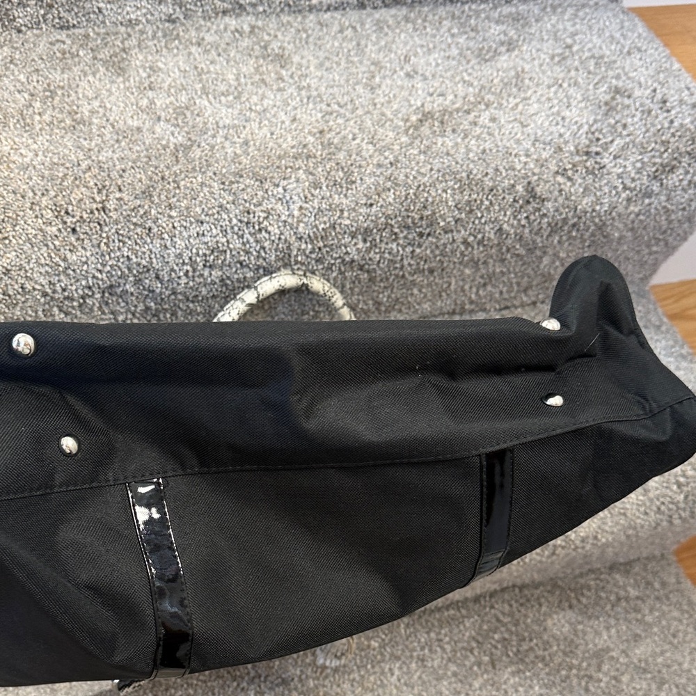 NWOT Elegant Black Tote Bag - Picture 4 of 4